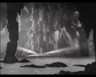 Le Nautilus (Iossif Youtsevitch) / Le capitaine Nemo (Nikolai Komissarov) - Tainstvennyy ostrov / Tanstvenny ostrov (Edouard Adolfovich Pentslin, 1941)